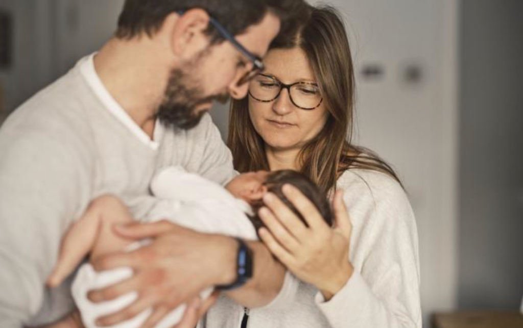 Entretien postnatal précoce et accompagnement de la parentalité en post partum